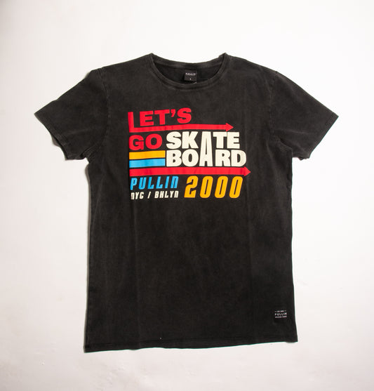 Pullin | Tee