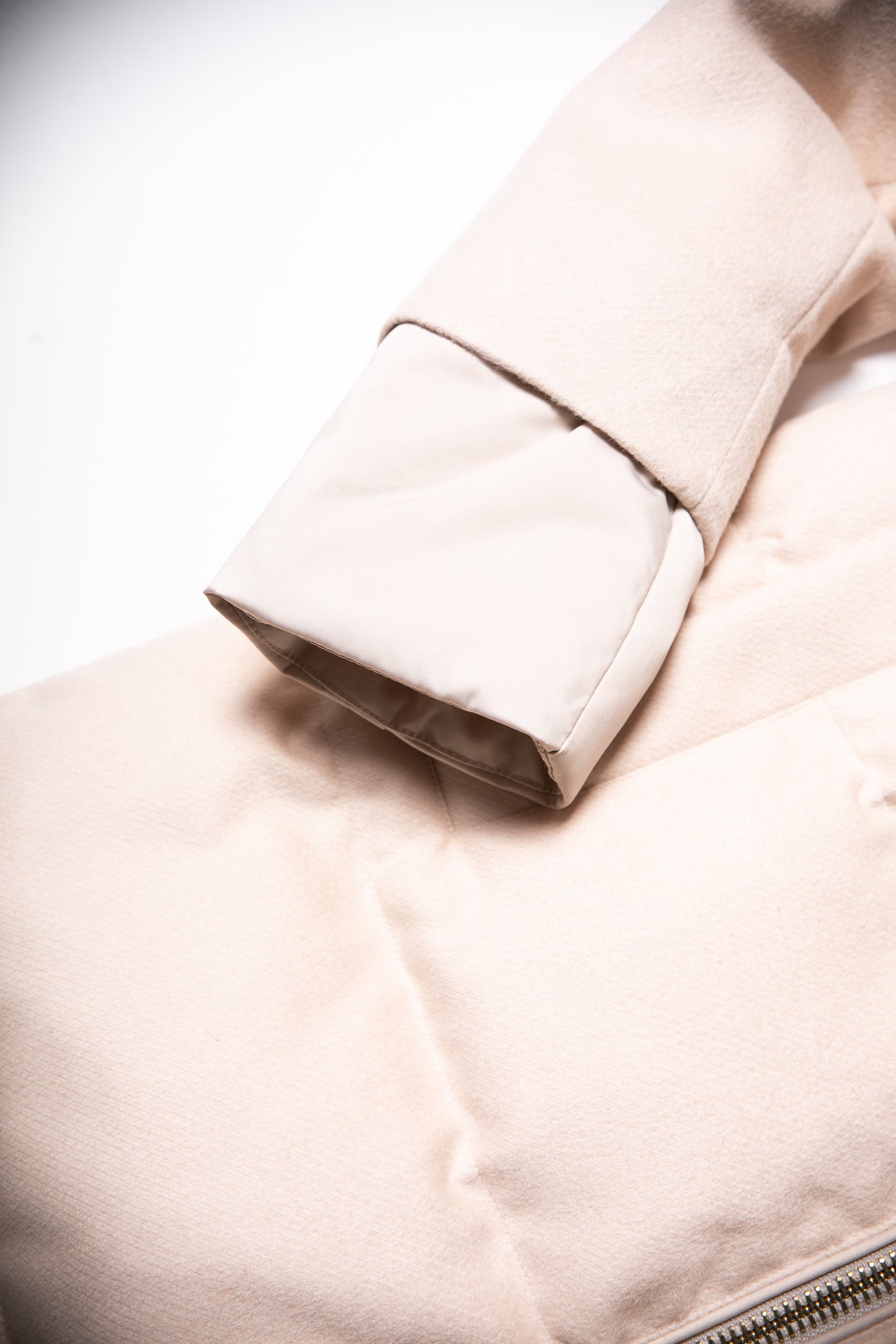 DUNO - Adriel Prato / Mest Outercoat